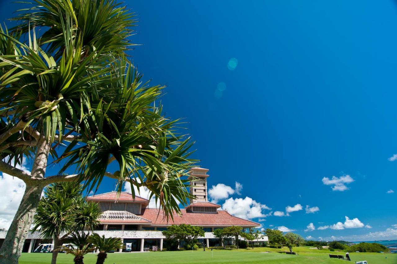 The Southern Links Resort Hotel Yaese Bagian luar foto
