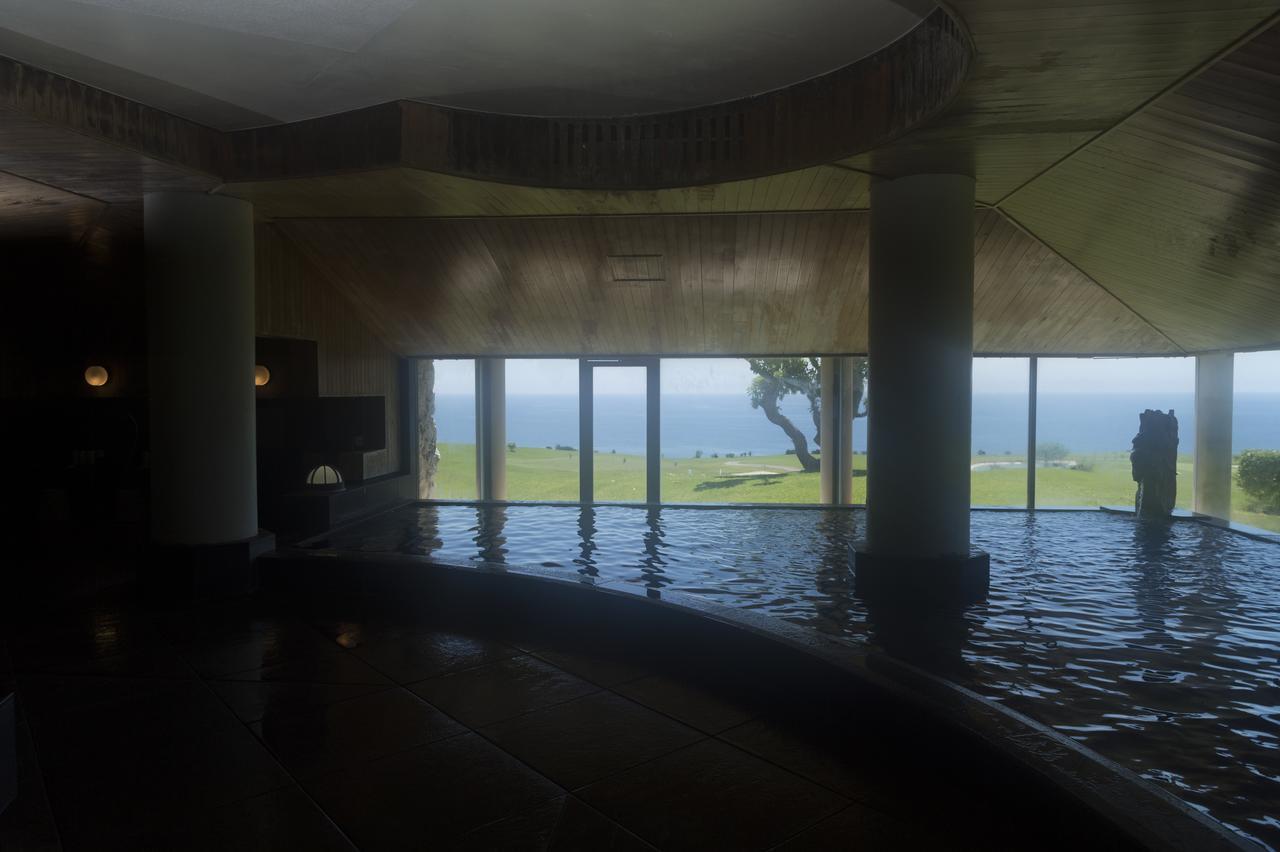 The Southern Links Resort Hotel Yaese Bagian luar foto